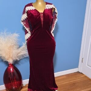 Elegant Burgundy Velvet Lace-Trim Evening Dress